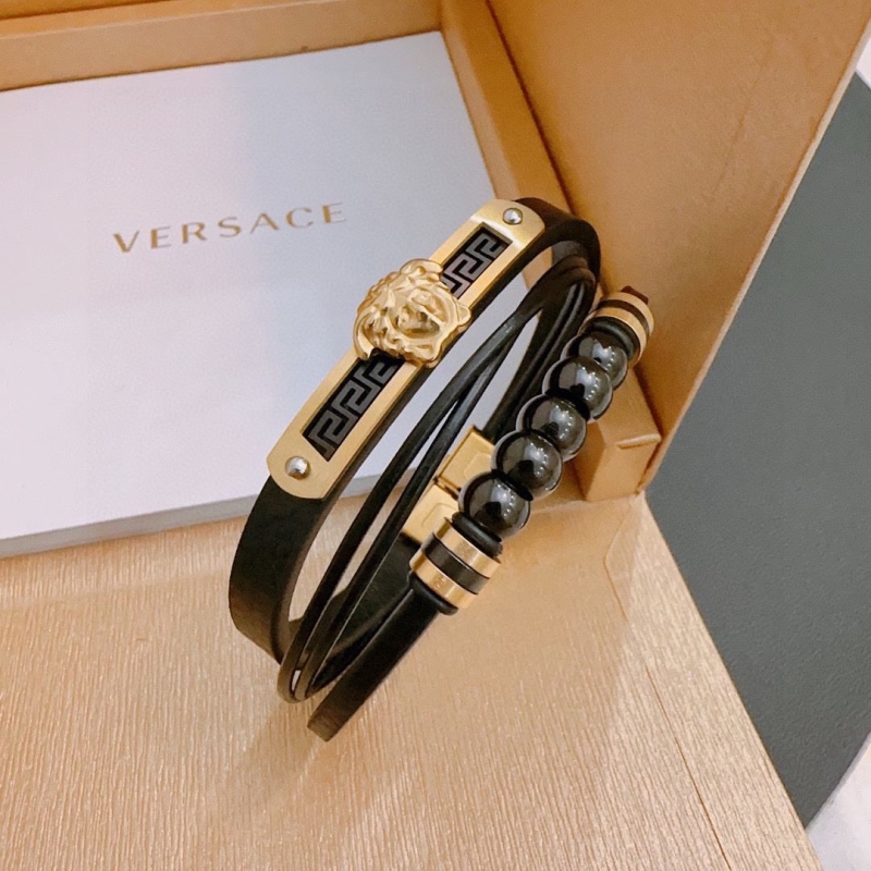 VERSACE